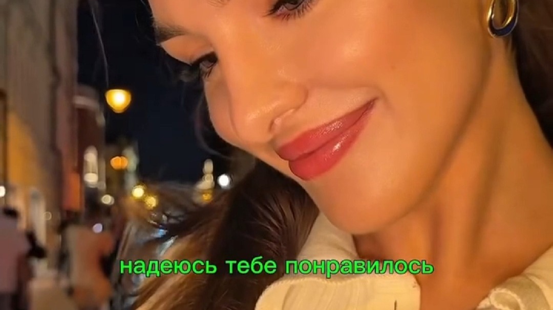 捷克街头搭讪-银色麻花辫的高挑黑丝逃犯